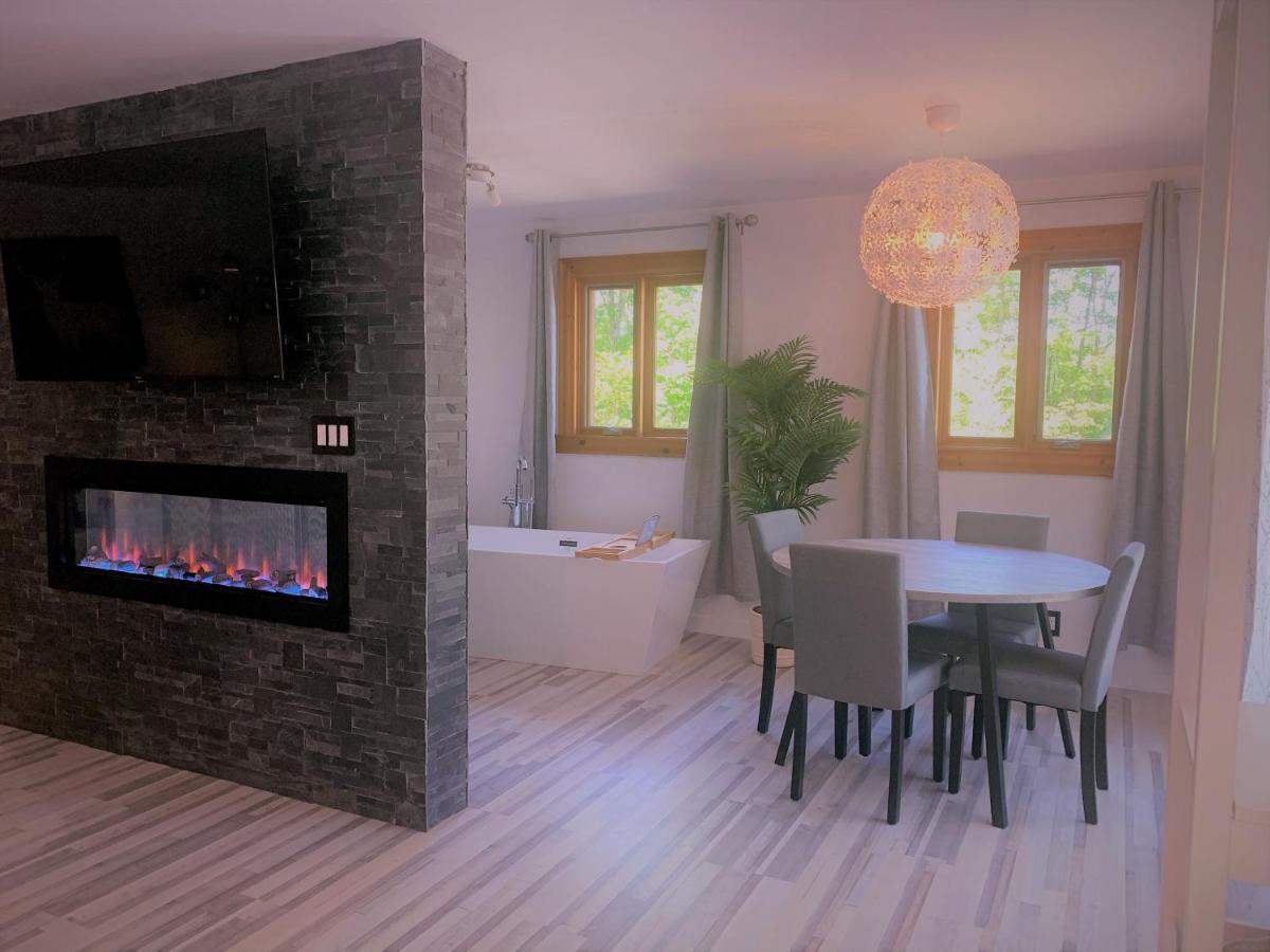 La Boheme - Bed & Breakfast Bromont Exterior photo